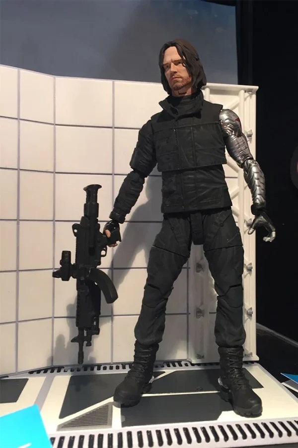 Diamond Select Marvel Select – Captain America Civil War – Winter Soldier Figur 1