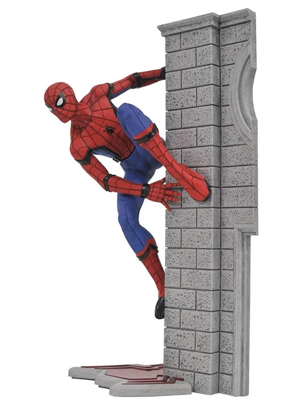 Diamond Select Marvel Gallery – Spider-Man Homecoming PVC Figur 1