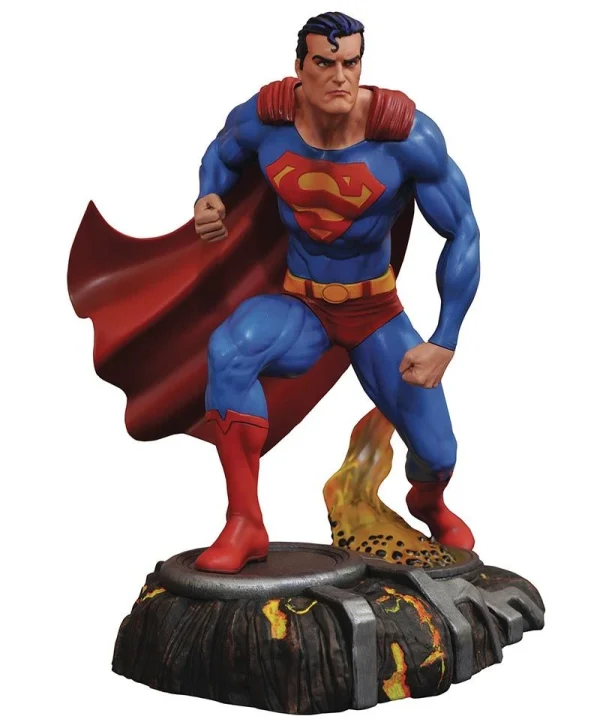 Diamond Select DC Gallery – Superman Comic Statue 1