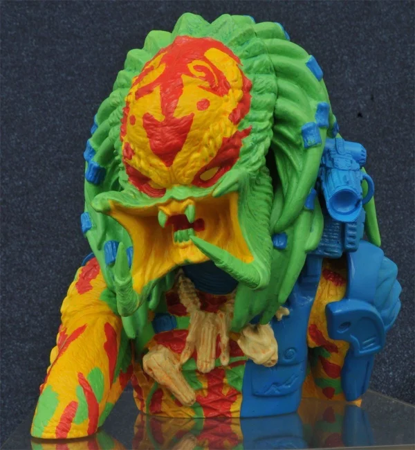 Diamond Select PREDATOR – Thermal Unmasked Predator Bust Bank 1