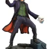 Diamond Select DC Gallery – The Dark Knight – The Joker Statue 7