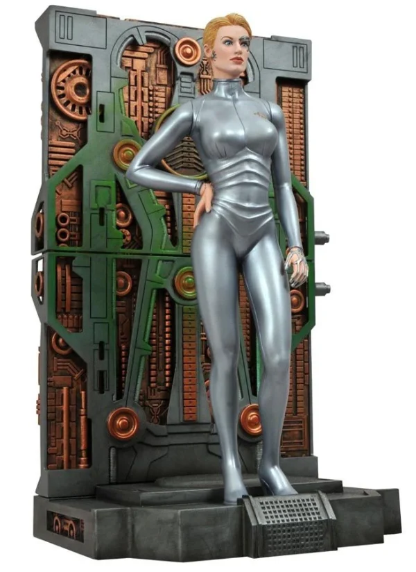 Diamond Select Femme Fatales – Star Trek Voyager Seven Of Nine Statue 1