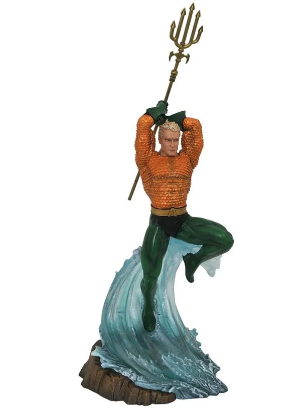 Diamond Select DC Gallery – Aquaman Comic Statue 1