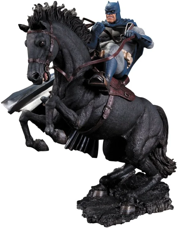 DC Direct Batman Dark Knight Returns: A Call To Arms Statue 1