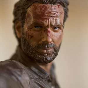 McFarlane Toys The Walking Dead TV – Rick Grimes Deluxe Vigilante 25cm Figur 15